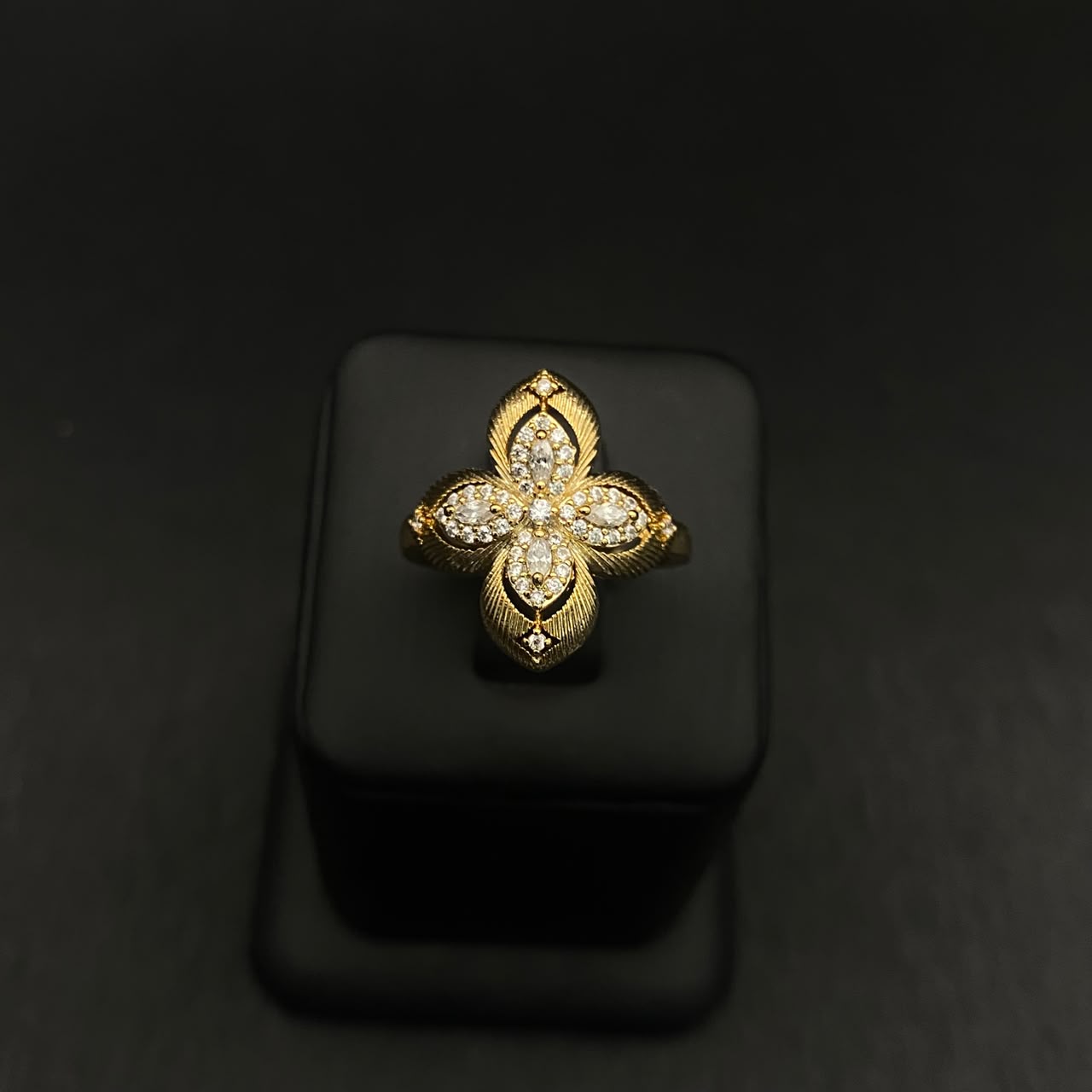 Gold-Finish Four-Petal Floral Zircon Jewelry Set 4