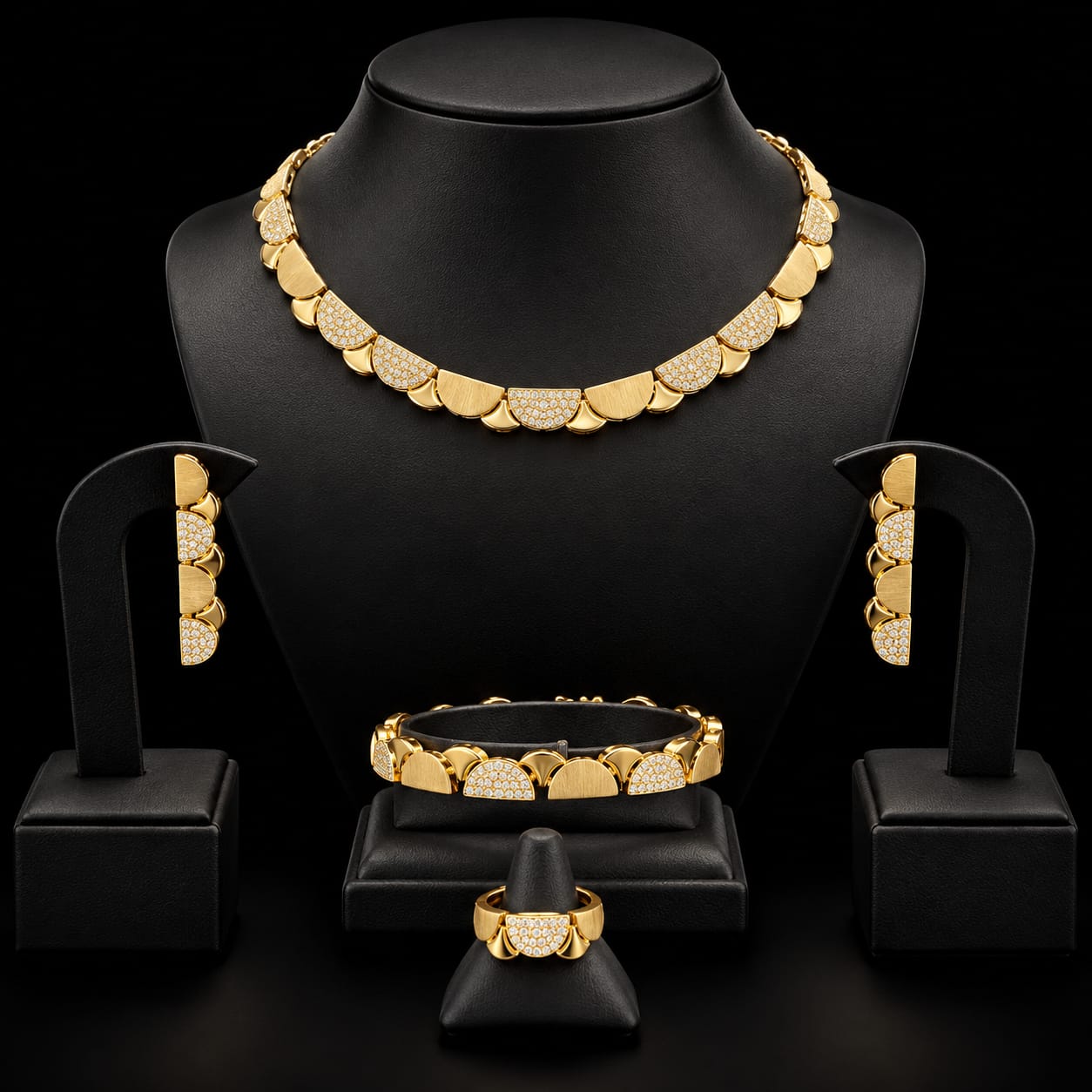 Qamar Crescent Zircon Jewelry Set
