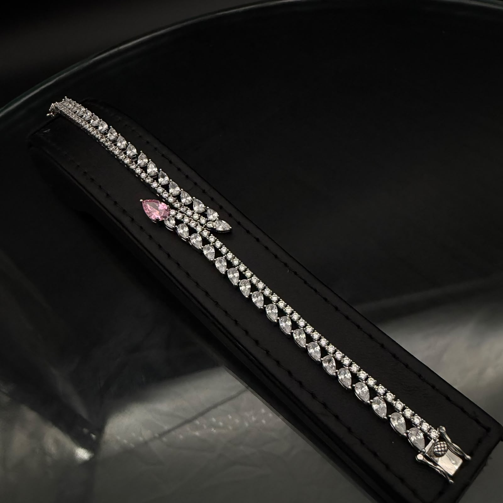 Aura Zircon & Pink Drop Choker Set 4