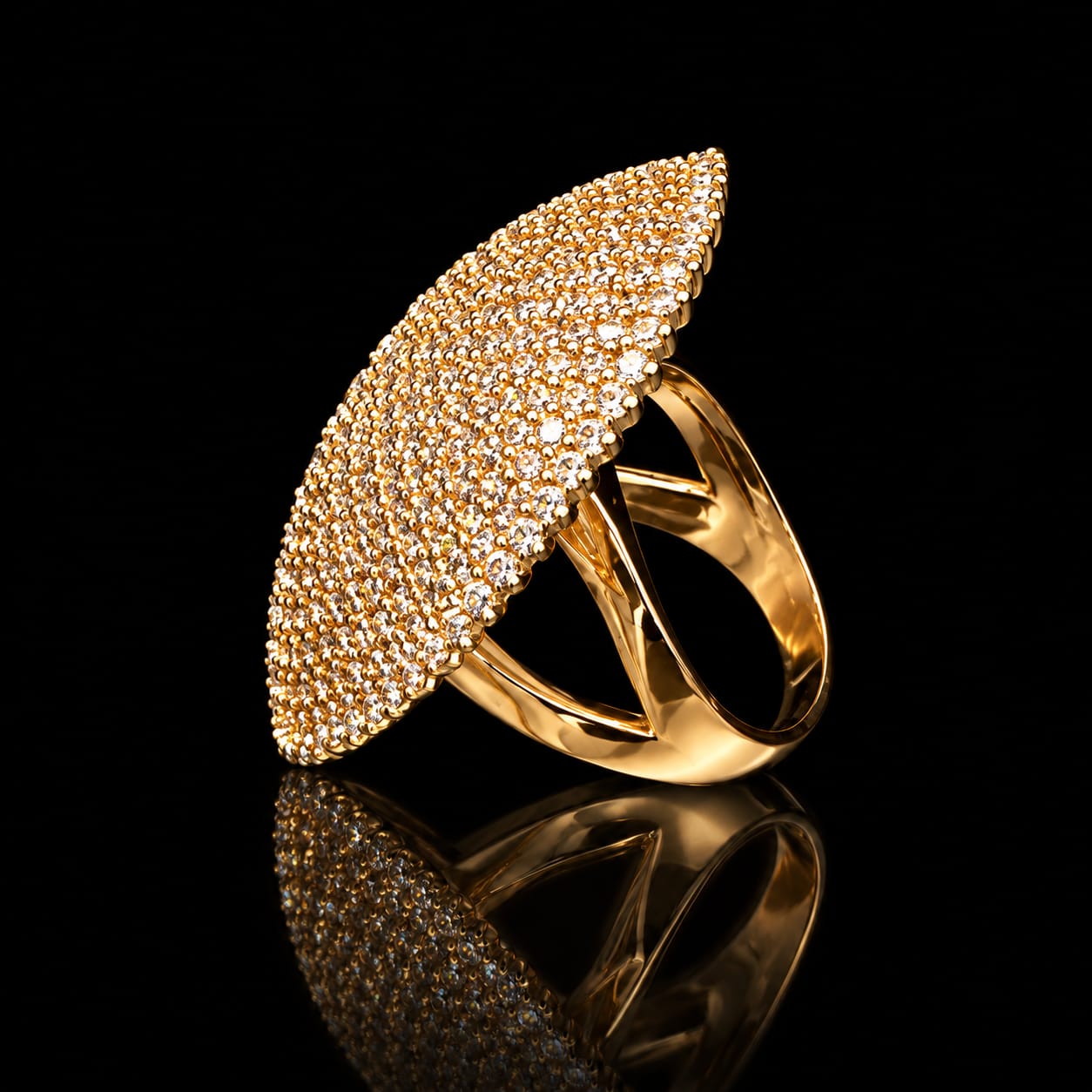 Sparkling Dome Zircon Cocktail Ring 2