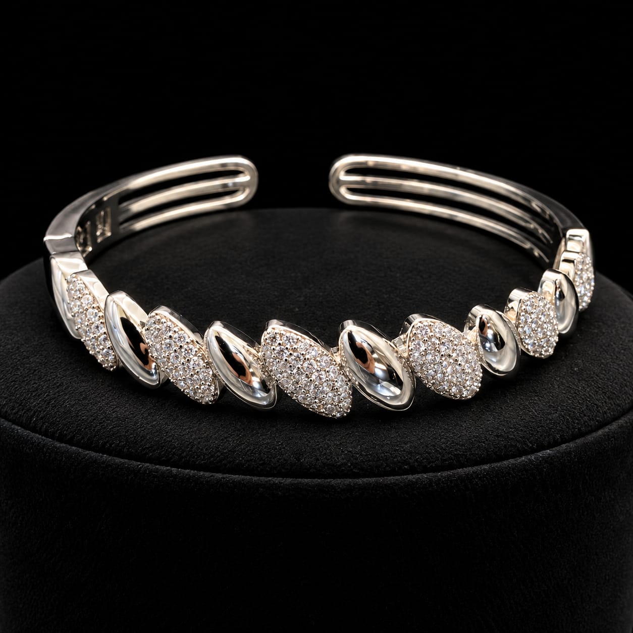  Celeste Leaf Zircon Jewellery Set 4