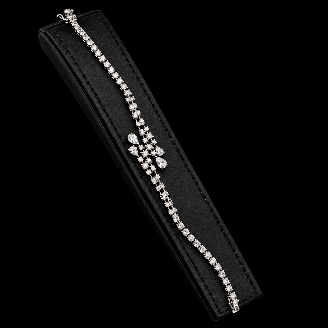 Royal Sparkling Zircon Full Bridal Jewellery Set 3