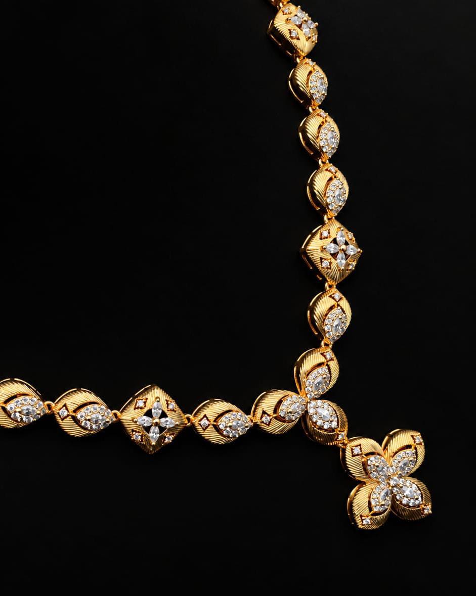 Gold-Finish Four-Petal Floral Zircon Jewelry Set 2