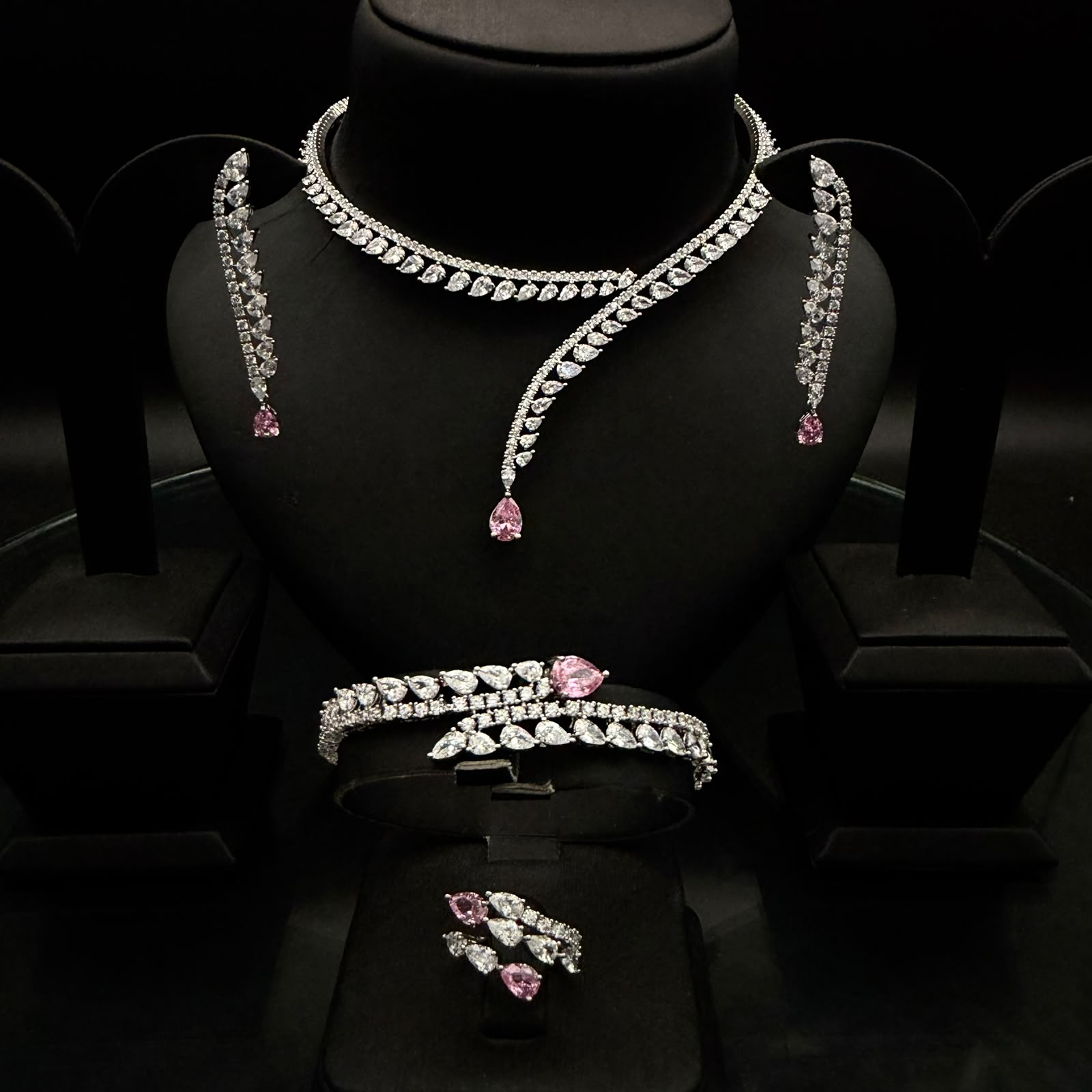 Aura Zircon & Pink Drop Choker Set