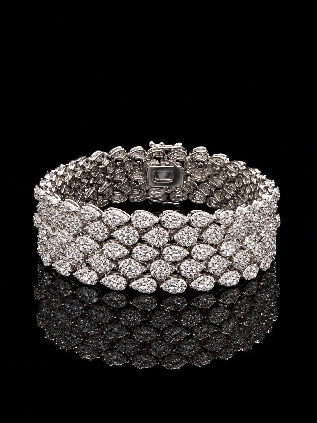  Celeste Teardrop Zircon Bracelet – Silver Tone